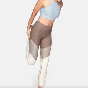 EUC Outdoor Voices 7/8 Springs Legging Small